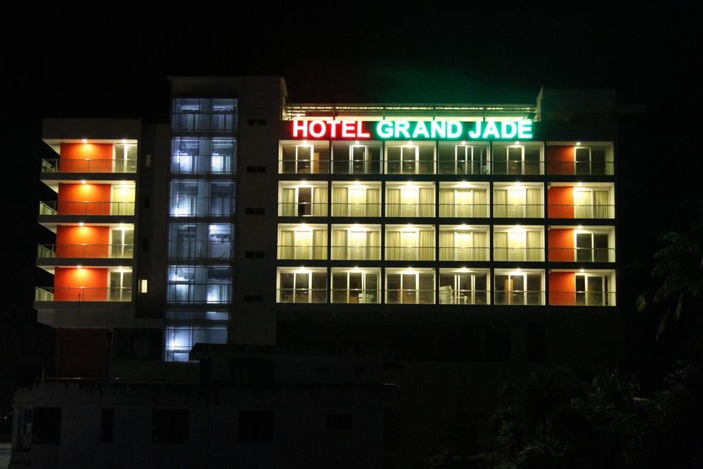 Grand Jade Hostel Myeik Eksteriør bilde